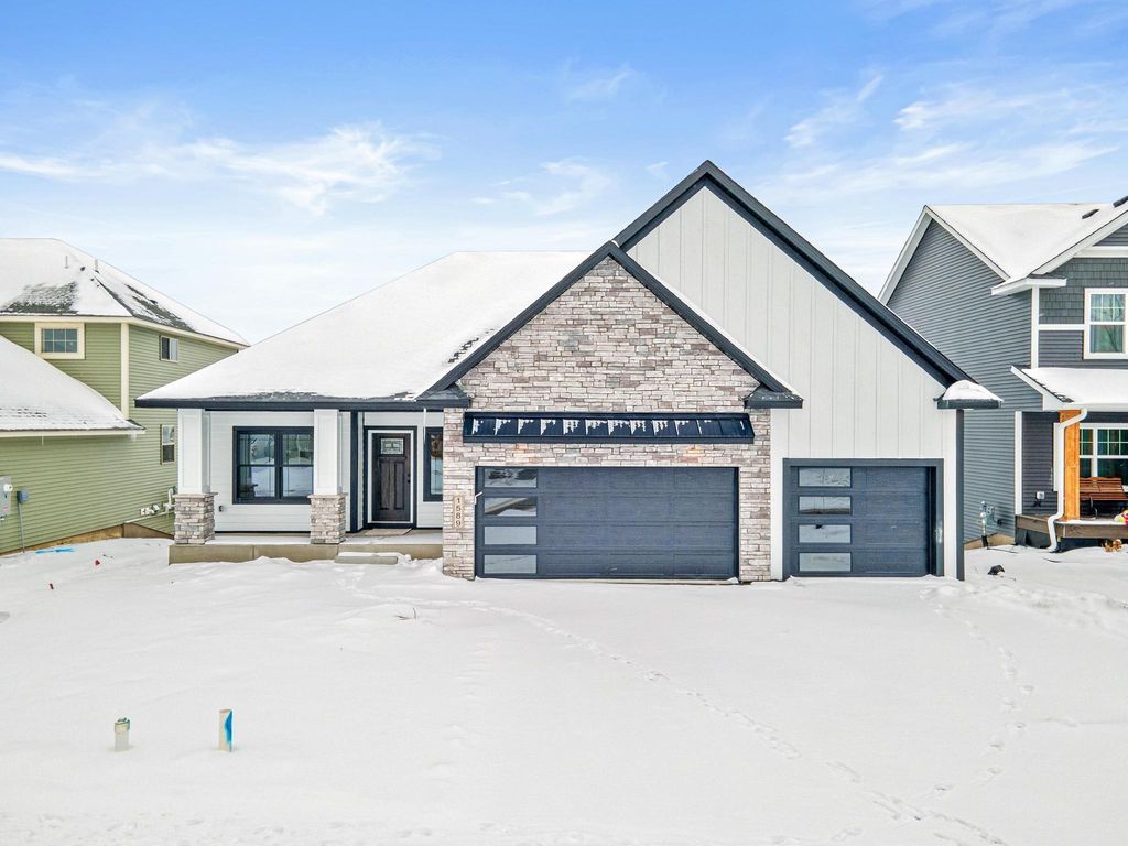 1589 Spruce Street, Farmington, MN 55024