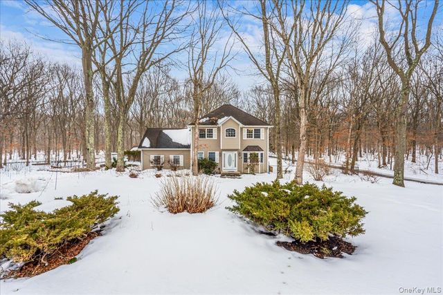 169 Hickory Street, Port Jefferson, NY 11776