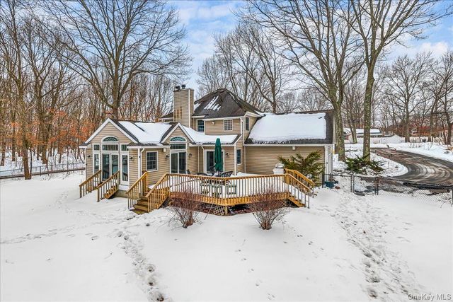 169 Hickory Street, Port Jefferson, NY 11776