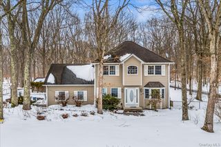 169 Hickory Street, Port Jefferson, NY 11776