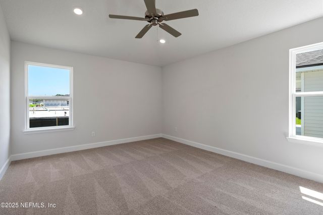 8321 HELMSLEY Boulevard, Jacksonville, FL 32219