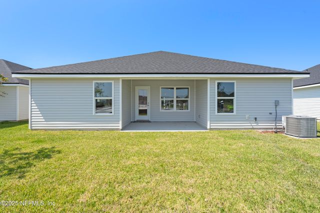 8321 HELMSLEY Boulevard, Jacksonville, FL 32219