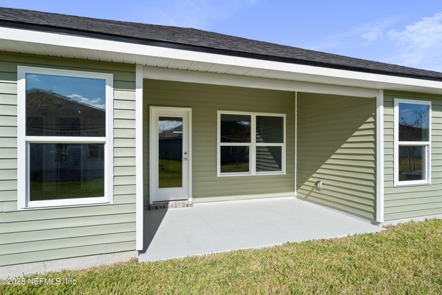 8321 HELMSLEY Boulevard, Jacksonville, FL 32219