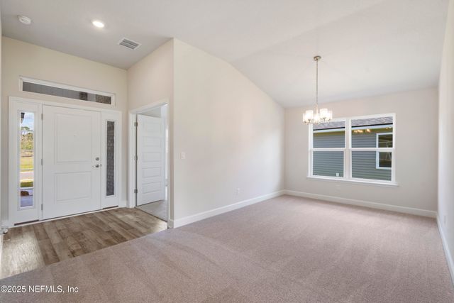 8321 HELMSLEY Boulevard, Jacksonville, FL 32219