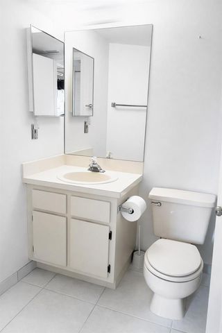 5550 Lakeside Drive 203, Margate, FL 33063