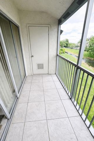 5550 Lakeside Drive 203, Margate, FL 33063