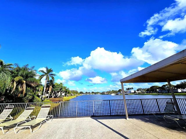 5550 Lakeside Drive 203, Margate, FL 33063
