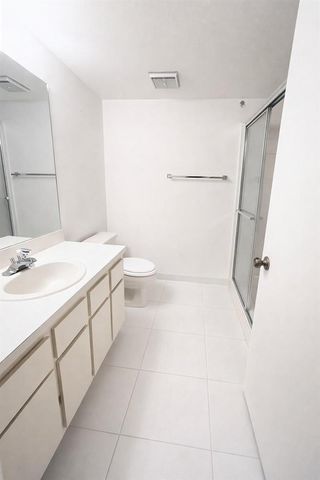 5550 Lakeside Drive 203, Margate, FL 33063
