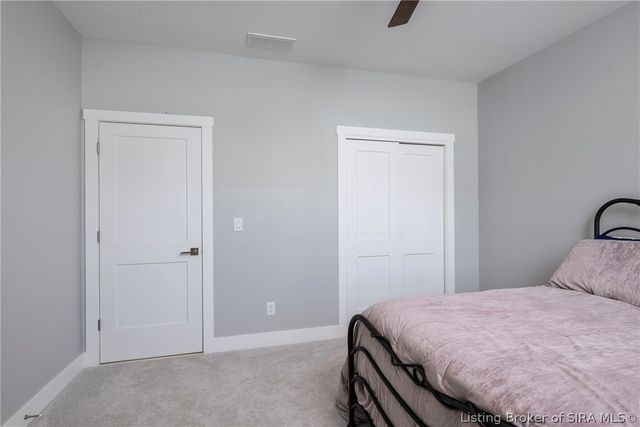 1707 Greenbrier Place, Henryville, IN 47126