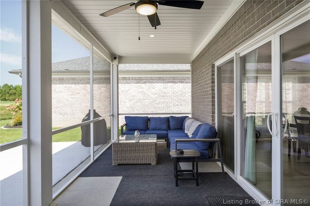 1707 Greenbrier Place, Henryville, IN 47126