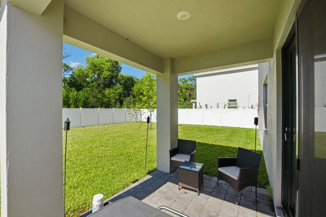 6016 SE Violet Lane, Stuart, FL 34997