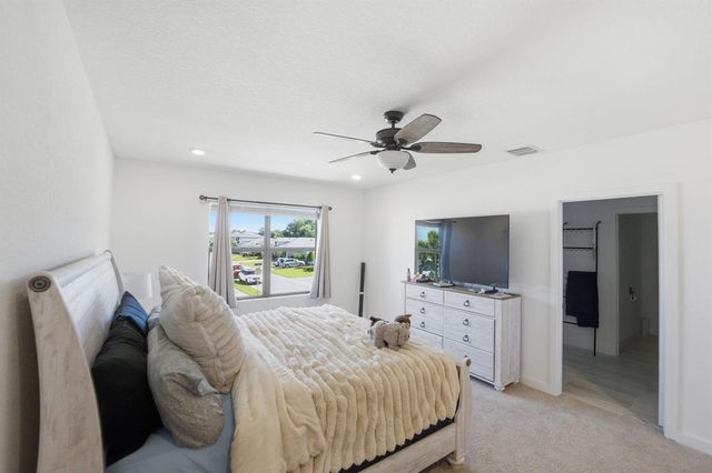 6016 SE Violet Lane, Stuart, FL 34997