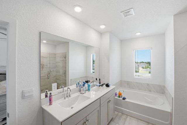 6016 SE Violet Lane, Stuart, FL 34997