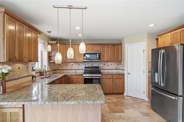 5245 Markwood Court, Valley City, OH 44280