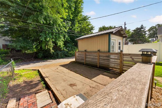 6217 Marmaduke Avenue, St Louis, MO 63139