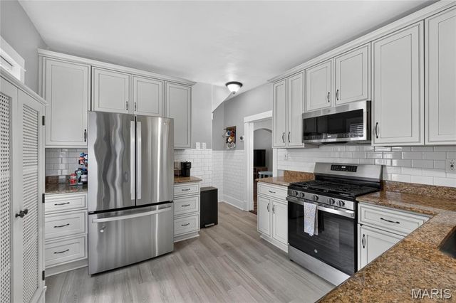 6217 Marmaduke Avenue, St Louis, MO 63139