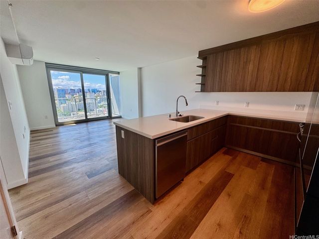 1515 Liona Street 1604, Honolulu, HI 96814