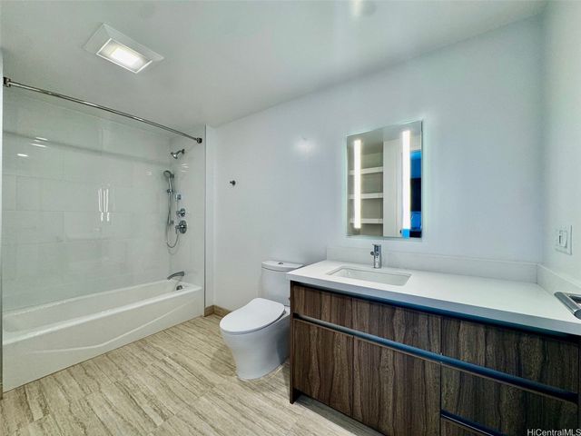 1515 Liona Street 1604, Honolulu, HI 96814