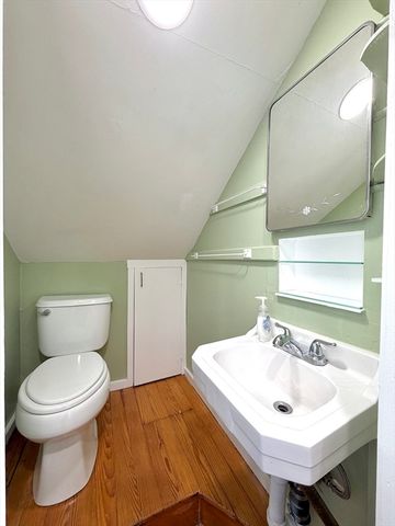 36 Annavoy 2, Boston, MA 02128