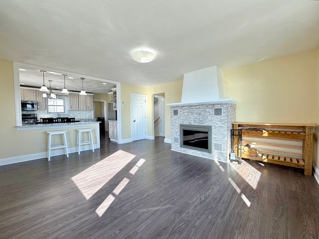 36 Annavoy 2, Boston, MA 02128