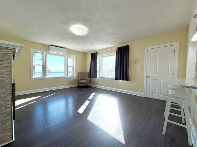 36 Annavoy 2, Boston, MA 02128