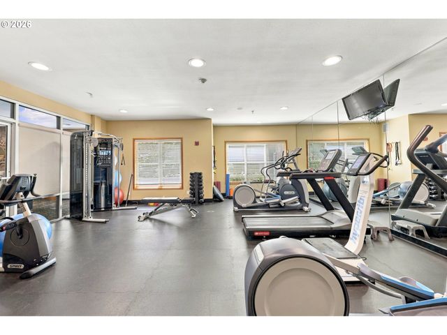 400 W 8TH St 207, Vancouver, WA 98660