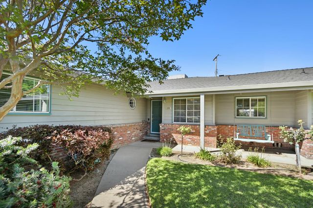 3201 Bonita Dr, Sacramento, CA 95821