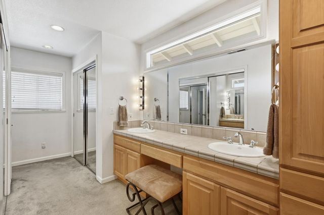 3201 Bonita Dr, Sacramento, CA 95821