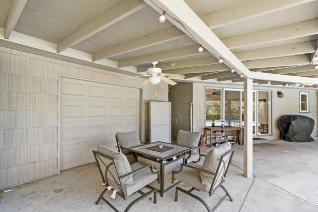 3201 Bonita Dr, Sacramento, CA 95821