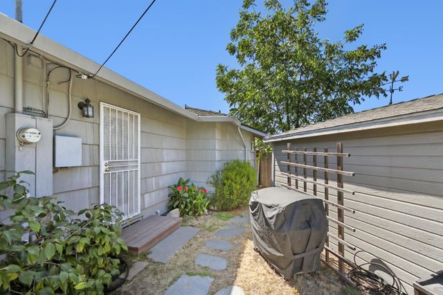3201 Bonita Dr, Sacramento, CA 95821