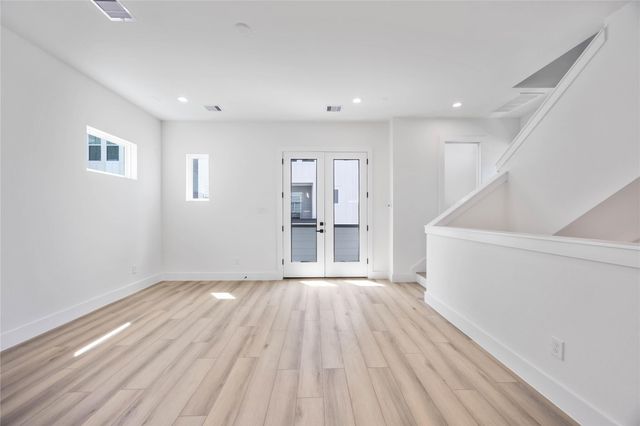 6735 Peerless Street C, Houston, TX 77021