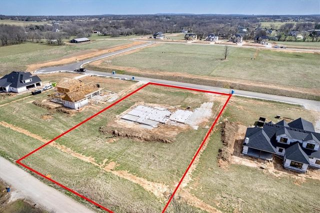 18933 Halle Road, Fayetteville, AR 72704