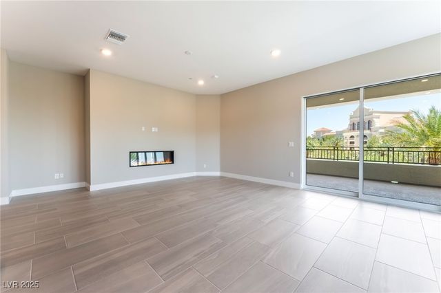 128 Los Cabos Drive 302, Las Vegas, NV 89144