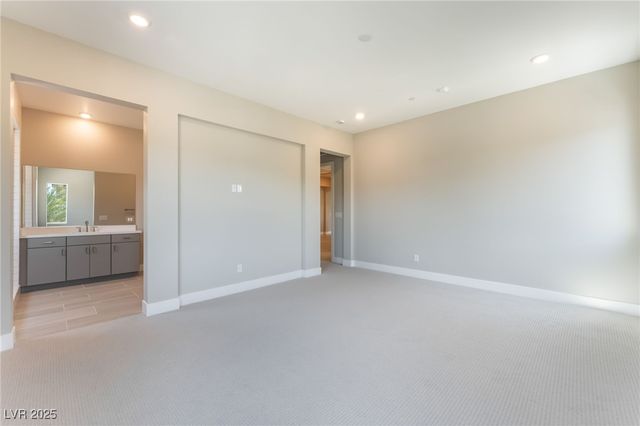 128 Los Cabos Drive 302, Las Vegas, NV 89144