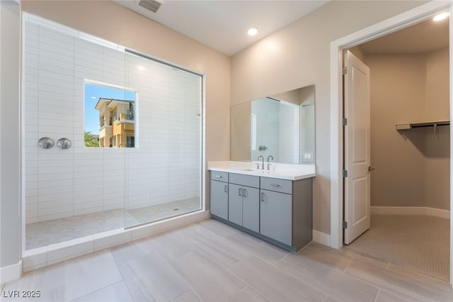 128 Los Cabos Drive 302, Las Vegas, NV 89144