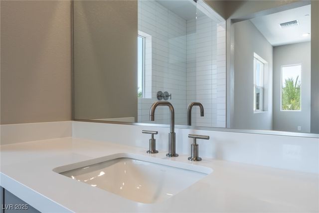 128 Los Cabos Drive 302, Las Vegas, NV 89144