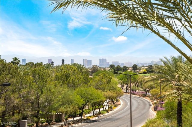 128 Los Cabos Drive 302, Las Vegas, NV 89144