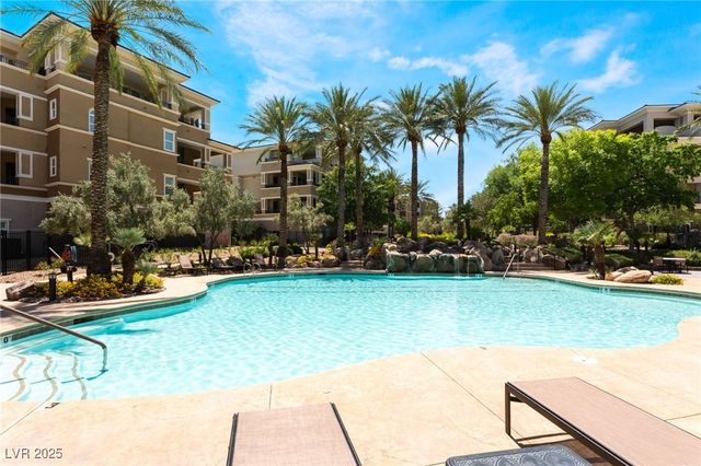 128 Los Cabos Drive 302, Las Vegas, NV 89144