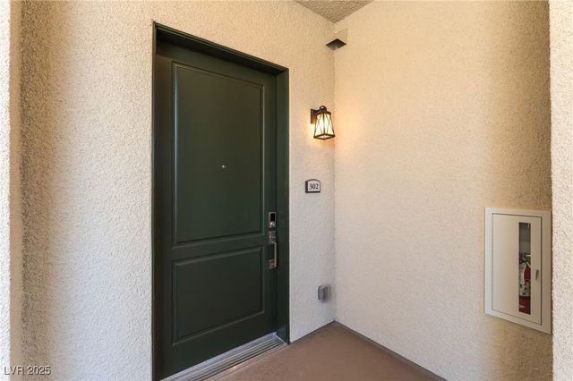 128 Los Cabos Drive 302, Las Vegas, NV 89144