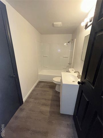 2116 Doris Avenue, Cahokia, IL 62206