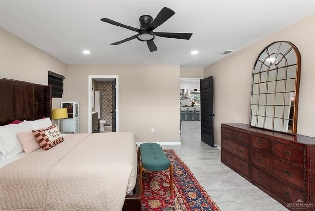 1214 S 13th Avenue, Edinburg, TX 78539