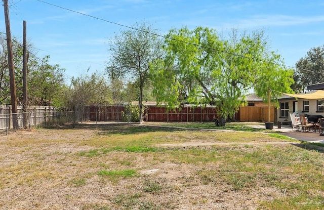 1214 S 13th Avenue, Edinburg, TX 78539