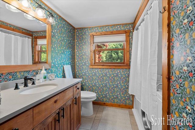 6311 142nd Avenue, Laketown Twp, MI 49423