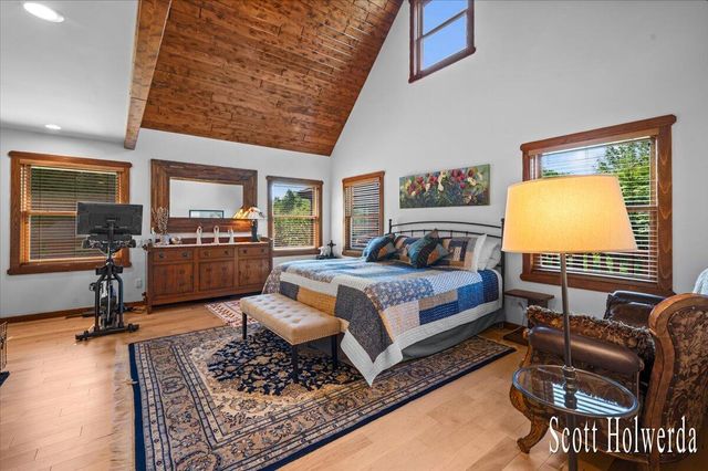 6311 142nd Avenue, Laketown Twp, MI 49423