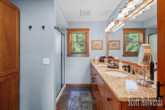 6311 142nd Avenue, Laketown Twp, MI 49423