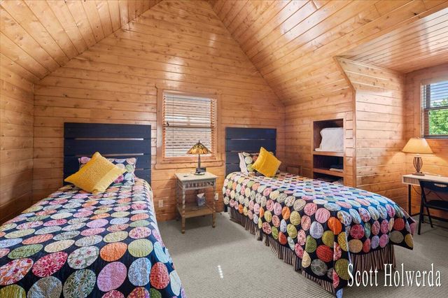 6311 142nd Avenue, Laketown Twp, MI 49423