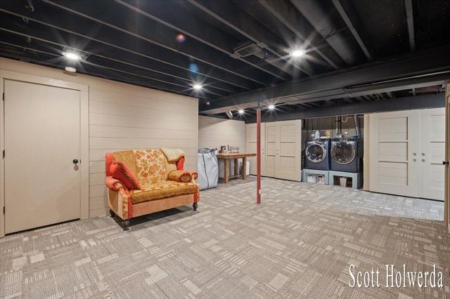 6311 142nd Avenue, Laketown Twp, MI 49423