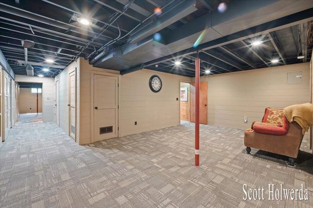 6311 142nd Avenue, Laketown Twp, MI 49423