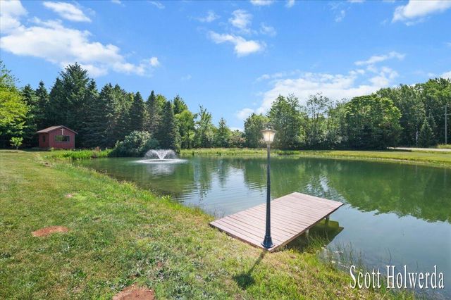6311 142nd Avenue, Laketown Twp, MI 49423