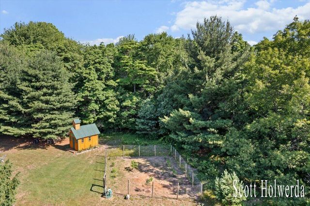 6311 142nd Avenue, Laketown Twp, MI 49423